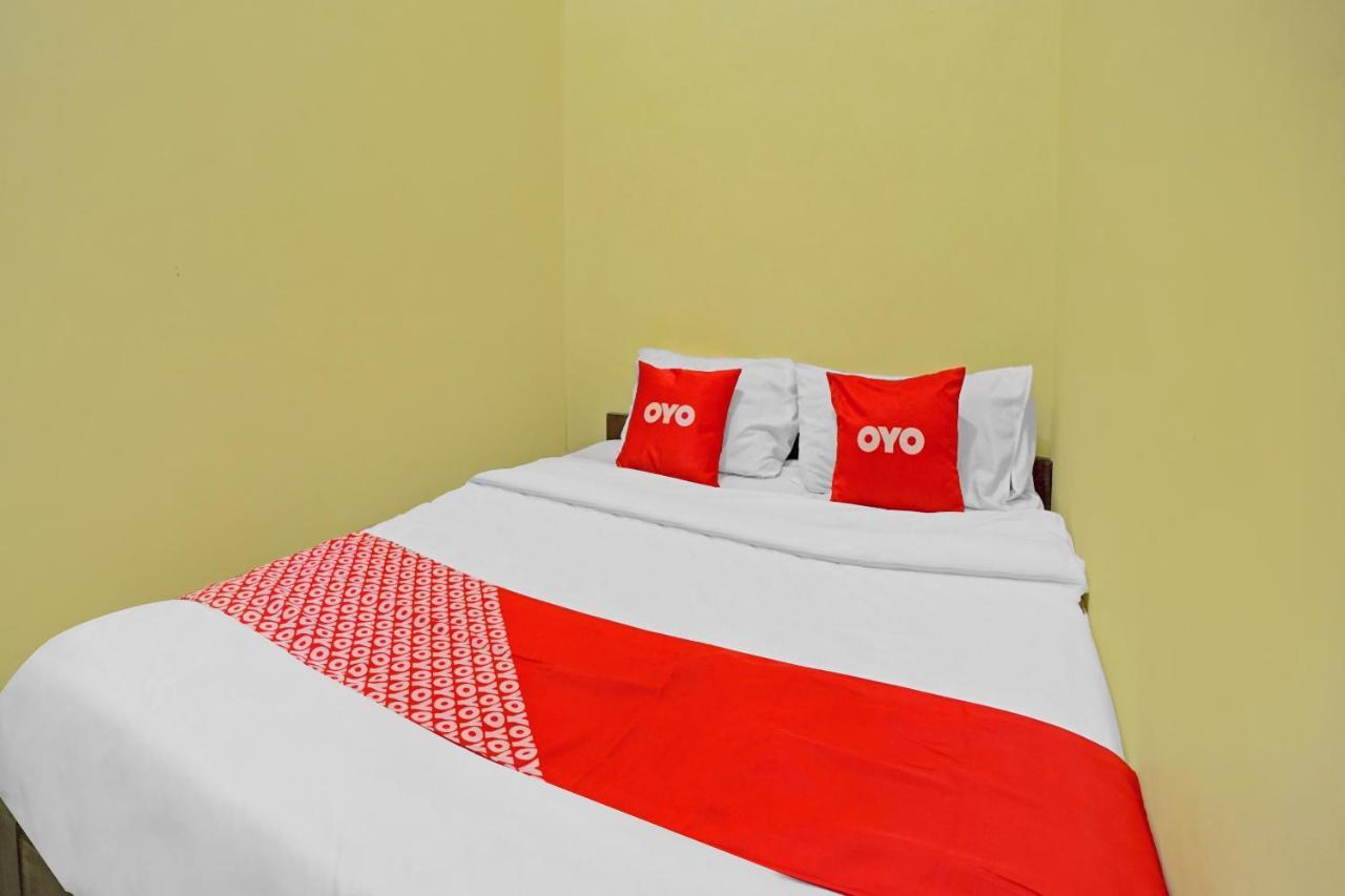 Oyo 3298 Bromo Guest House Family Malang Eksteriør billede